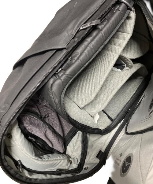 peak design（ピークデザイン）peak design (ピークデザイン) travel backpack 45l ブラックの古着・服飾アイテム