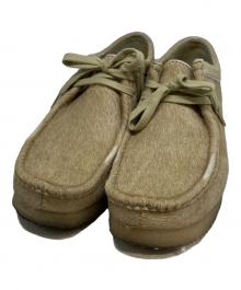 CLARKS（クラークス）の古着「WALLABEE MAPLE HAIR ON」｜ベージュ
