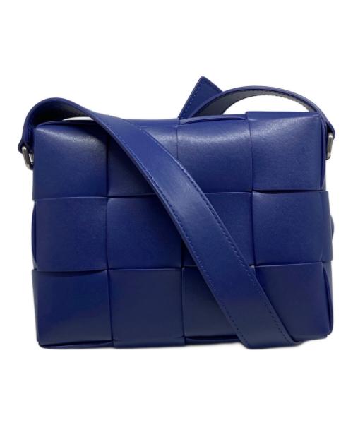 BOTTEGA VENETA（ボッテガベネタ）BOTTEGA VENETA (ボッテガベネタ) CASSETTE カメラバッグ ブルーの古着・服飾アイテム