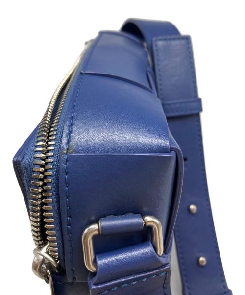 BOTTEGA VENETA（ボッテガベネタ）BOTTEGA VENETA (ボッテガベネタ) CASSETTE カメラバッグ ブルーの古着・服飾アイテム