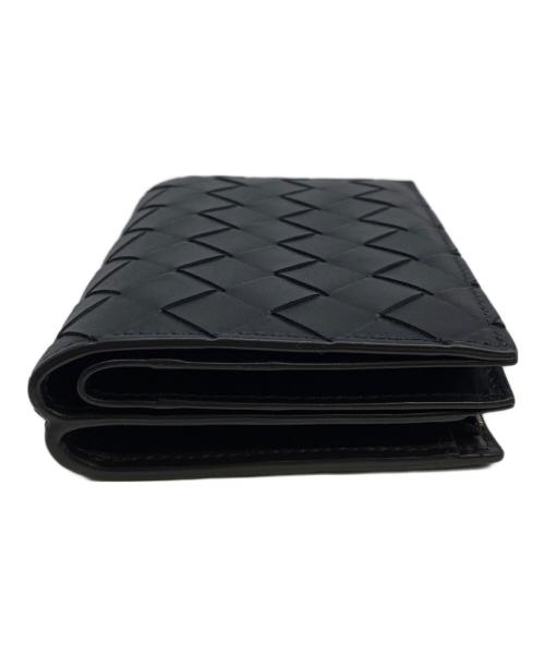 BOTTEGA VENETA（ボッテガベネタ）BOTTEGA VENETA (ボッテガベネタ) イントレチャート ミディアム 二つ折りLファスナーウォレット ブラックの古着・服飾アイテム