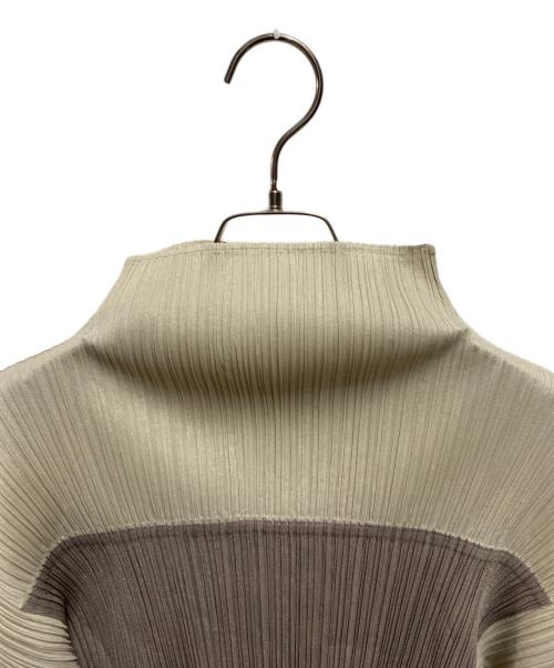 PLEATS PLEASE（プリーツプリーズ）PLEATS PLEASE (プリーツプリーズ) ハイネックカットソー グレー サイズ:3の古着・服飾アイテム