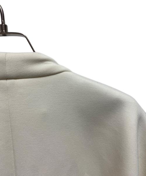 BASILE 28（バジーレ28）BASILE 28 (バジーレ28) エアクッション ショートジャケット ホワイト サイズ:9の古着・服飾アイテム