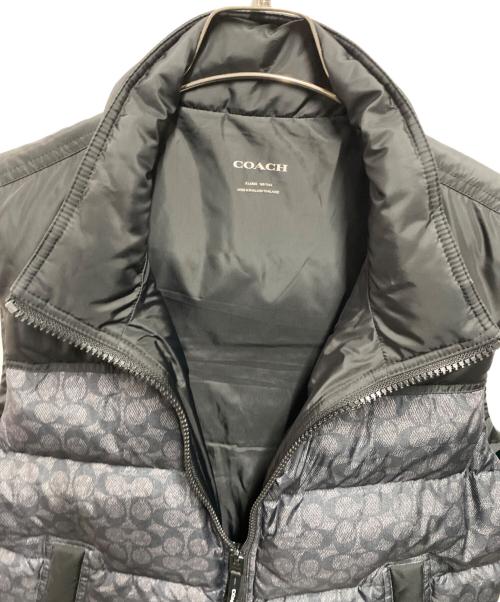 COACH（コーチ）COACH (コーチ) シグネチャー ダウン ベスト ブラック サイズ:XLの古着・服飾アイテム