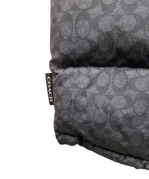 COACH（コーチ）COACH (コーチ) シグネチャー ダウン ベスト ブラック サイズ:XLの古着・服飾アイテム