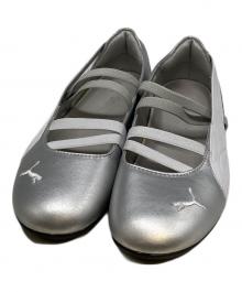 PUMA（プーマ）の古着「ウィメンズ スピードキャット バレエ メタリック スニーカー」｜シルバー