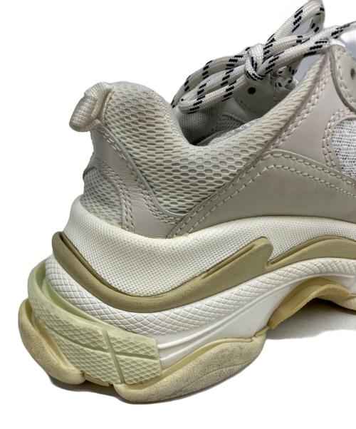BALENCIAGA（バレンシアガ）BALENCIAGA (バレンシアガ) TRIPLE S ホワイト サイズ:24.5ｃｍの古着・服飾アイテム