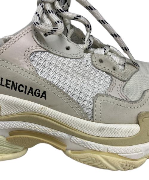 BALENCIAGA（バレンシアガ）BALENCIAGA (バレンシアガ) TRIPLE S ホワイト サイズ:24.5ｃｍの古着・服飾アイテム