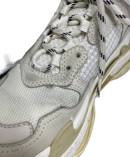 BALENCIAGA（バレンシアガ）BALENCIAGA (バレンシアガ) TRIPLE S ホワイト サイズ:24.5ｃｍの古着・服飾アイテム