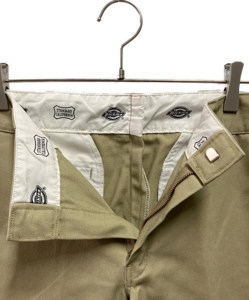 Dickies（ディッキーズ）Dickies (ディッキーズ) STANDARD CALIFORNIA (スタンダードカリフォルニア) 20周年ワークパンツ ベージュ サイズ:30の古着・服飾アイテム