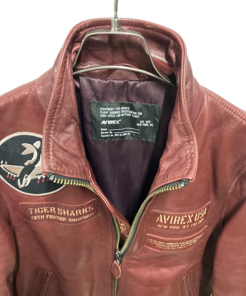 AVIREX（アヴィレックス）AVIREX (アヴィレックス) AGED WAPPEN STAND ZIP RIDERS レッド サイズ:Mの古着・服飾アイテム