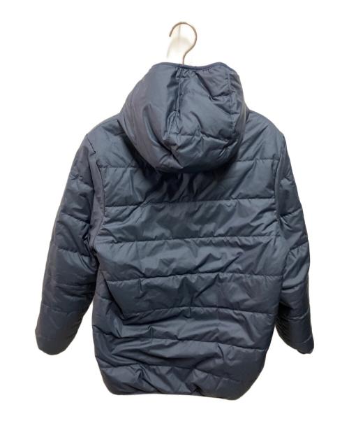 Patagonia（パタゴニア）Patagonia (パタゴニア) リバーシブル・レディ・フレディ・フーディ ホワイト サイズ:XL(キッズ規格)の古着・服飾アイテム