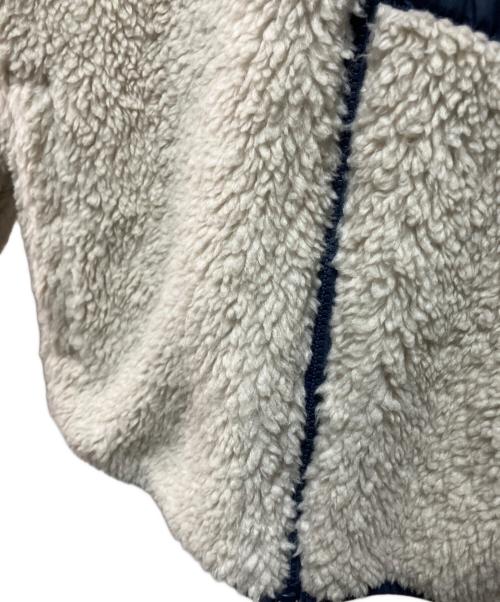 Patagonia（パタゴニア）Patagonia (パタゴニア) リバーシブル・レディ・フレディ・フーディ ホワイト サイズ:XL(キッズ規格)の古着・服飾アイテム