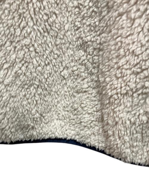Patagonia（パタゴニア）Patagonia (パタゴニア) リバーシブル・レディ・フレディ・フーディ ホワイト サイズ:XL(キッズ規格)の古着・服飾アイテム