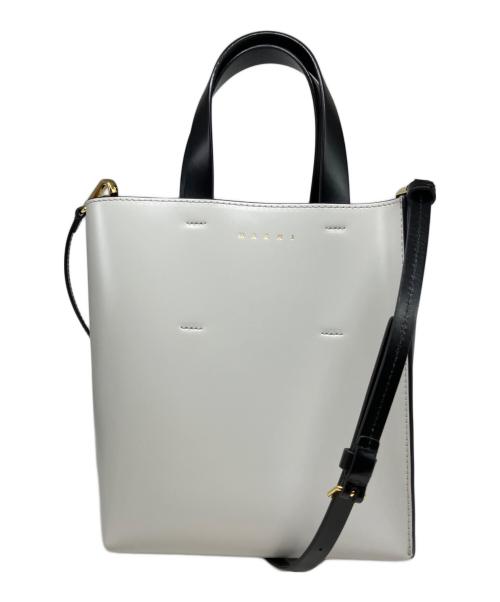 MARNI（マルニ）MARNI (マルニ) MUSEO MINI 2WAYショルダーバッグ ホワイト×ブラックの古着・服飾アイテム
