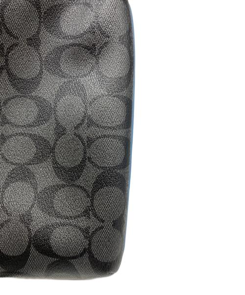 COACH（コーチ）COACH (コーチ) シグネチャーPVCショルダーバッグ ブラック×ブルーの古着・服飾アイテム