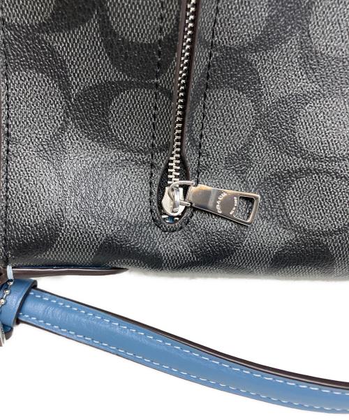 COACH（コーチ）COACH (コーチ) シグネチャーPVCショルダーバッグ ブラック×ブルーの古着・服飾アイテム