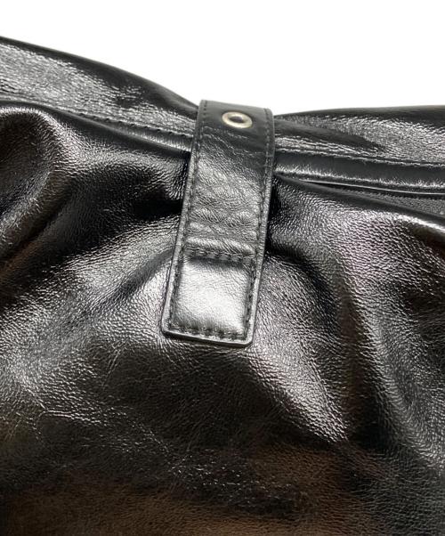 MARGESHERWOOD（マージシャーウッド）MARGESHERWOOD (マージシャーウッド) BELTED HOBO ブラックの古着・服飾アイテム