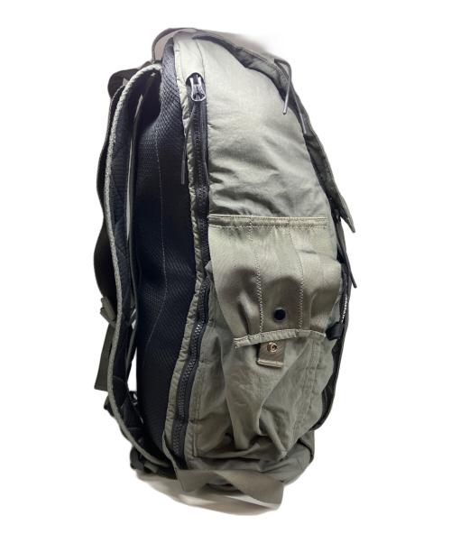 C.P COMPANY（シーピーカンパニー）C.P COMPANY (シーピーカンパニー) 26SS Plain Paper Touch Mixed Back Pack グリーンの古着・服飾アイテム