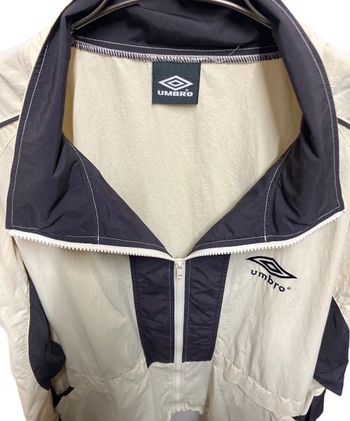 UMBRO（アンブロ）UMBRO (アンブロ) Adam et Rope (アダム エ ロペ) 別注トラックジャケット アイボリー サイズ:XLの古着・服飾アイテム