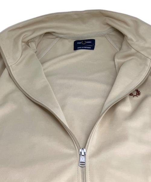FRED PERRY（フレッドペリー）FRED PERRY (フレッドペリー) CONTRAST TAPE TRACK JACKET ベージュ サイズ:Ｌの古着・服飾アイテム
