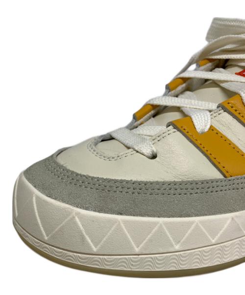 adidas（アディダス）adidas (アディダス) ADIMATIC ベージュ サイズ:29cmの古着・服飾アイテム