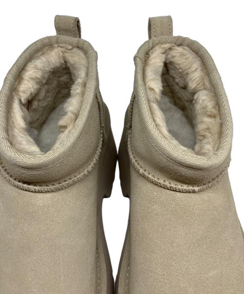 UGG（アグ）UGG (アグ) Classic Ultra Mini New Heights ベージュ サイズ:22cmの古着・服飾アイテム