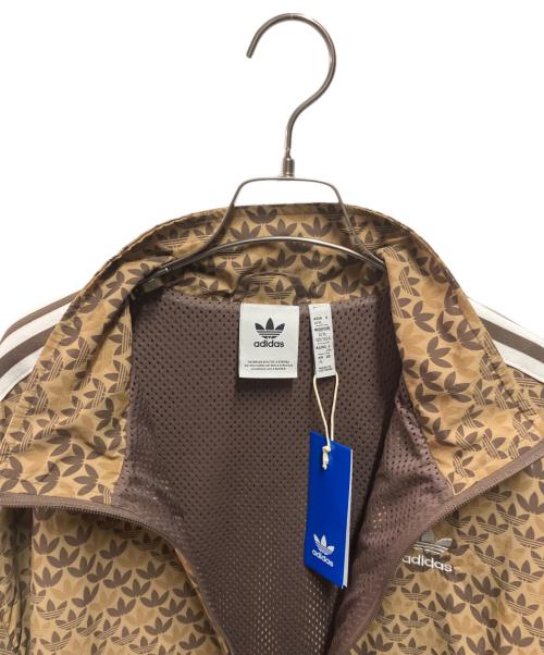 adidas（アディダス）adidas (アディダス) クラシック モノ ウインドブレーカー ベージュ サイズ:２XL 未使用品の古着・服飾アイテム