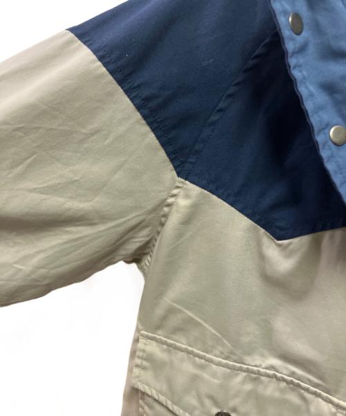 WOOLRICH WOOLEN MILLS（ウールリッチウーレンミルズ）WOOLRICH WOOLEN MILLS (ウールリッチウーレンミルズ) マウンテンパーカー ベージュ×ネイビー サイズ:Mの古着・服飾アイテム