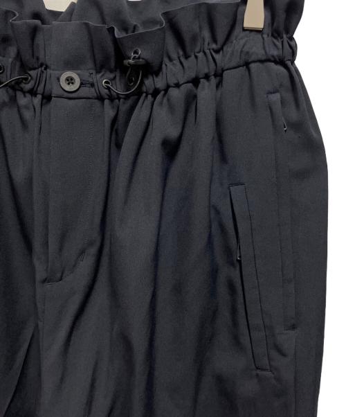 F/CE.（エフシーイー）F/CE. (エフシーイー) LIGHTWEIGHT WIDE TROUSERS ネイビー サイズ:Mの古着・服飾アイテム