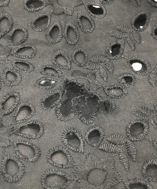 Limue（リミュ）Limue (リミュ) 刺繍タックワンピース ブラック サイズ:Fの古着・服飾アイテム