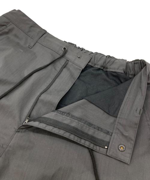 UNITED TOKYO（ユナイテッドトーキョー）UNITED TOKYO (ユナイテッドトーキョー) ハイスペックウールパラシュートパンツ グレー サイズ:2の古着・服飾アイテム