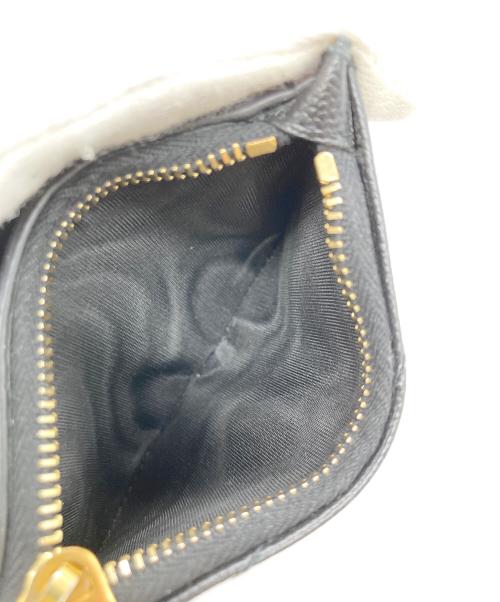 Yves Saint Laurent（イヴサンローラン）Yves Saint Laurent (イヴサンローラン) 2つ折り財布 ブラックの古着・服飾アイテム