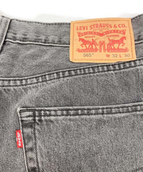 LEVI'S（リーバイス）LEVI'S (リーバイス) デニムパンツ グレー サイズ:W32×L30の古着・服飾アイテム