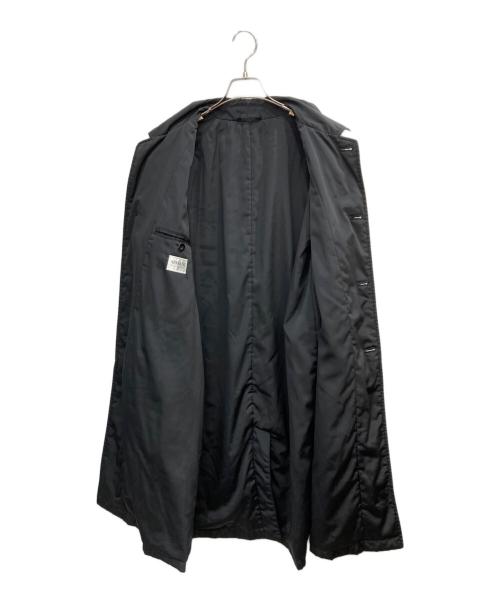 ARMANI COLLEZIONI（アルマーニ コレツィオーニ）ARMANI COLLEZIONI (アルマーニ コレツィオーニ) ナイロンパデッドコート ブラック サイズ:48の古着・服飾アイテム