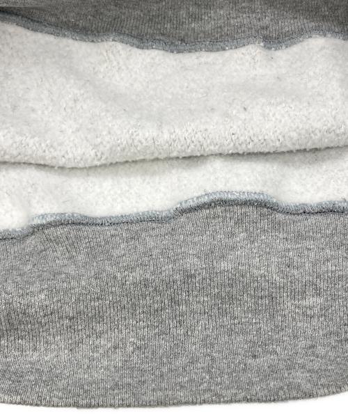 Champion REVERSE WEAVE（チャンピオン リバース ウィーブ）Champion REVERSE WEAVE (チャンピオン リバース ウィーブ) NYU (エヌワイユー) プリントスウェット グレー サイズ:MEDIUMの古着・服飾アイテム