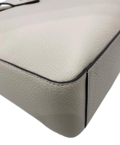 COACH（コーチ）COACH (コーチ) サリバンポートフォリオブリーフケース アイボリー サイズ:表記なしの古着・服飾アイテム