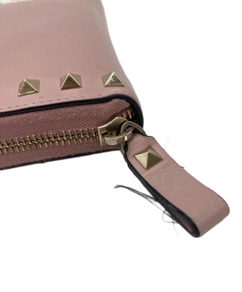 VALENTINO（ヴァレンティノ）VALENTINO (ヴァレンティノ) ロックスタッズラウンドファスナー財布 ピンク サイズ:表記なしの古着・服飾アイテム