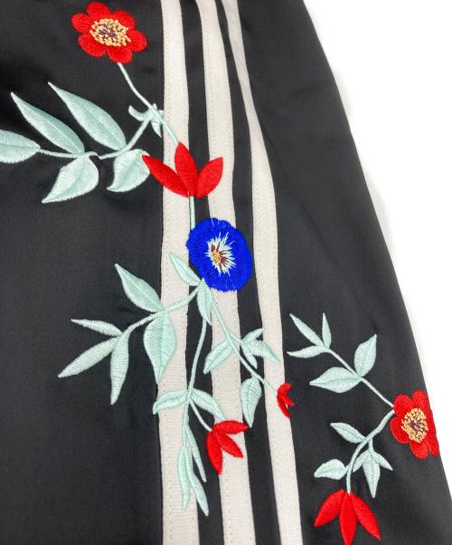 adidas（アディダス）adidas (アディダス) Graphics Floral Firebird Track Pants ブラック サイズ:XLの古着・服飾アイテム