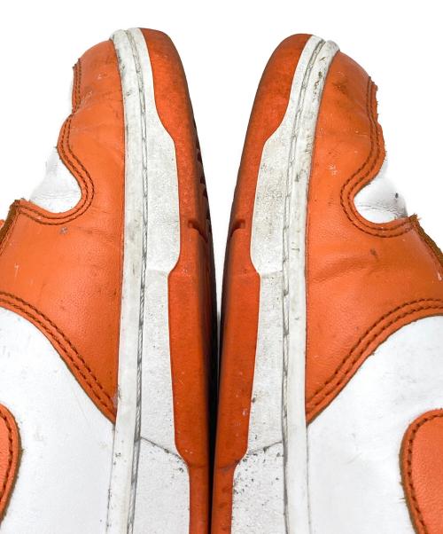 NIKE（ナイキ）NIKE (ナイキ) スニーカー ホワイト×オレンジ サイズ:US9.5/UK8.5/EUR43/27.5cmの古着・服飾アイテム