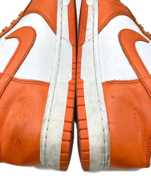 NIKE（ナイキ）NIKE (ナイキ) スニーカー ホワイト×オレンジ サイズ:US9.5/UK8.5/EUR43/27.5cmの古着・服飾アイテム