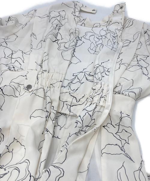 &g'amie（アンジェム）&g'amie (アンジェム) 花柄ロングワンピース ホワイト サイズ:F 未使用品の古着・服飾アイテム