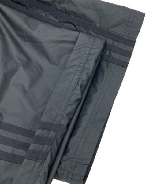 adidas（アディダス）adidas (アディダス) フューチャーアイコン パンツ ブラック サイズ:M 未使用品の古着・服飾アイテム