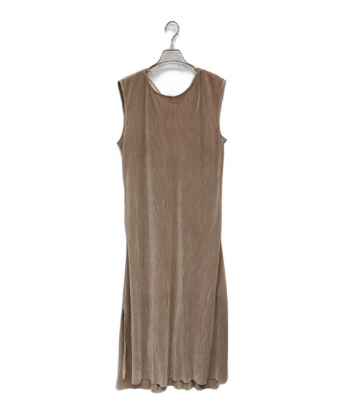UN3D.（アンスリード）UN3D. (アンスリード) アコーディオン プリーツ ルームドレス ワンピース ベージュ サイズ:FREEの古着・服飾アイテム