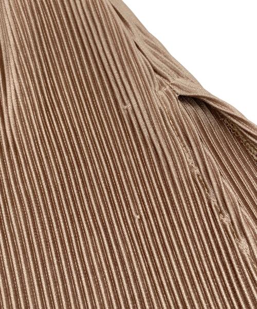 UN3D.（アンスリード）UN3D. (アンスリード) アコーディオン プリーツ ルームドレス ワンピース ベージュ サイズ:Fの古着・服飾アイテム