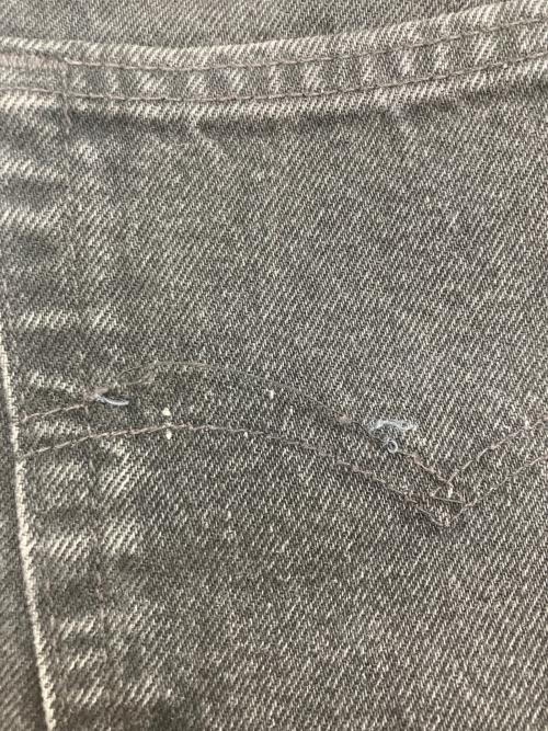 LEVI'S（リーバイス）LEVI'S (リーバイス) 後染550ブラックデニム ブラック サイズ:32×32の古着・服飾アイテム