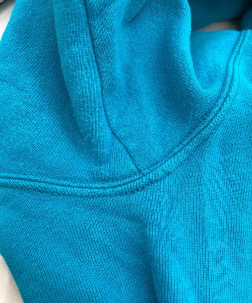 Champion（チャンピオン）Champion (チャンピオン) 90~00s 前Vスウェット ティファニーブルー サイズ:LARGEの古着・服飾アイテム