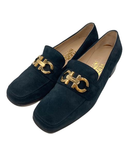 Salvatore Ferragamo（サルヴァトーレ フェラガモ）Salvatore Ferragamo (サルヴァトーレ フェラガモ) スウェードローファー ネイビー サイズ:22.5cmの古着・服飾アイテム