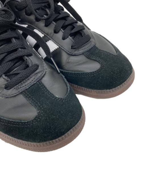 adidas（アディダス）adidas (アディダス) スニーカー ブラック サイズ:US7UK6 1/2/FR40/25cmの古着・服飾アイテム