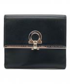 Salvatore Ferragamoサルヴァトーレ フェラガモ）の古着「ガンチーニ2つ折り財布」｜ブラック